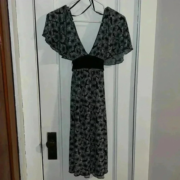 My Michelle Dress - Picture 1 of 3